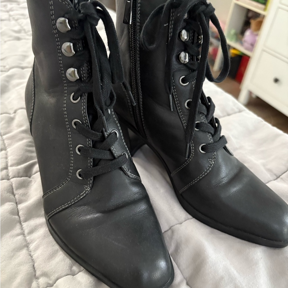 Naturalizer Black Lace-Up Boots